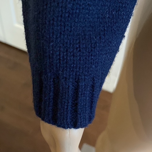 Zara - Navy Knit sweater Sz Small - Picture 6 of 11